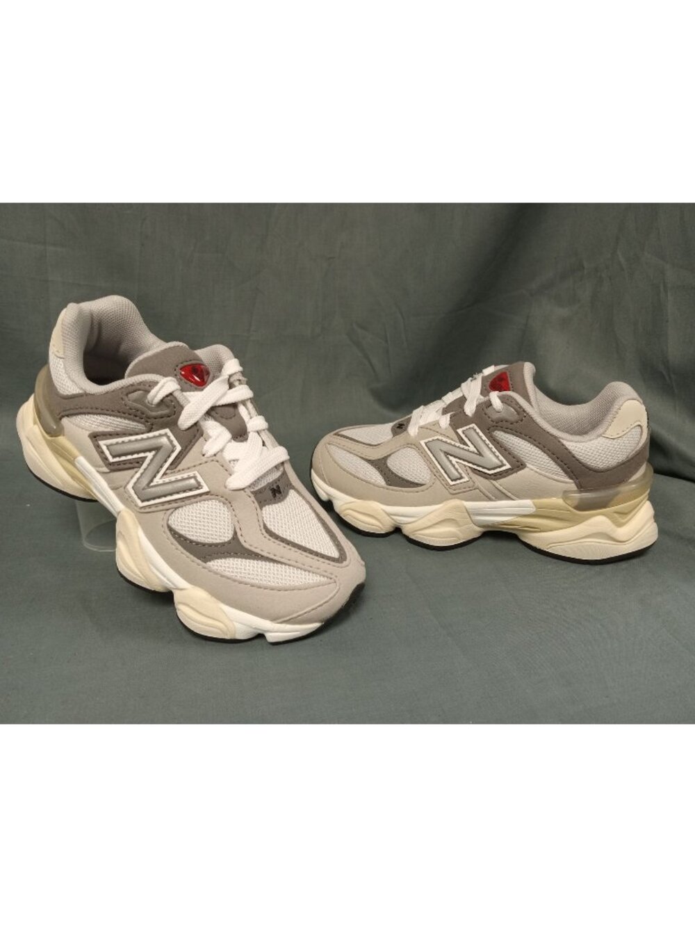 New Balance 9060 Sneakers PC9060GY Grey Kids Size 12 BRAND NEW NO BOX!